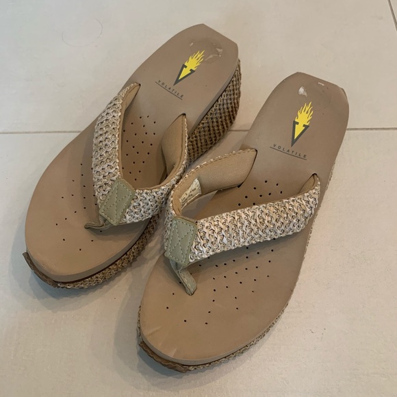 Volatile Island Platform Flip Flop